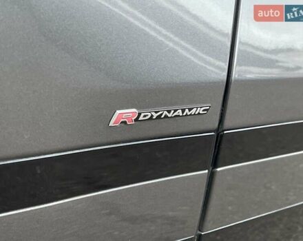 Сірий Ленд Ровер Рендж Ровер Велар, об'ємом двигуна 2 л та пробігом 93 тис. км за 43500 $, фото 9 на Automoto.ua