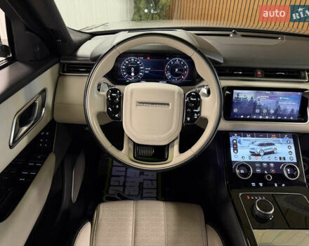 Серый Ленд Ровер Рендж Ровер Велар, объемом двигателя 3 л и пробегом 113 тыс. км за 38000 $, фото 11 на Automoto.ua