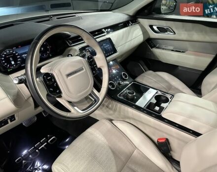 Серый Ленд Ровер Рендж Ровер Велар, объемом двигателя 2 л и пробегом 137 тыс. км за 34500 $, фото 15 на Automoto.ua
