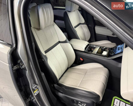 Серый Ленд Ровер Рендж Ровер Велар, объемом двигателя 3 л и пробегом 113 тыс. км за 38000 $, фото 33 на Automoto.ua