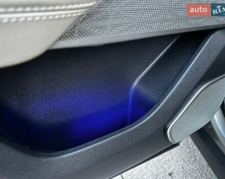 Серый Ленд Ровер Рендж Ровер Велар, объемом двигателя 3 л и пробегом 106 тыс. км за 39500 $, фото 33 на Automoto.ua
