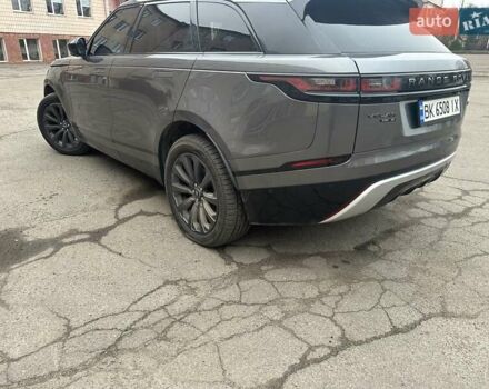 Серый Ленд Ровер Рендж Ровер Велар, объемом двигателя 2 л и пробегом 133 тыс. км за 31000 $, фото 15 на Automoto.ua