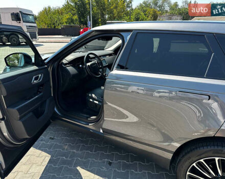 Сірий Ленд Ровер Рендж Ровер Велар, об'ємом двигуна 3 л та пробігом 89 тис. км за 39500 $, фото 22 на Automoto.ua