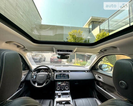 Серый Ленд Ровер Рендж Ровер Велар, объемом двигателя 3 л и пробегом 87 тыс. км за 39499 $, фото 18 на Automoto.ua