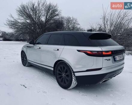 Серый Ленд Ровер Рендж Ровер Велар, объемом двигателя 2 л и пробегом 83 тыс. км за 38900 $, фото 26 на Automoto.ua