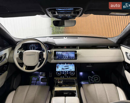 Серый Ленд Ровер Рендж Ровер Велар, объемом двигателя 3 л и пробегом 113 тыс. км за 38000 $, фото 13 на Automoto.ua