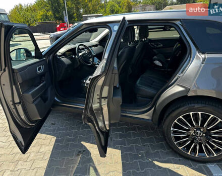 Сірий Ленд Ровер Рендж Ровер Велар, об'ємом двигуна 3 л та пробігом 89 тис. км за 39500 $, фото 24 на Automoto.ua