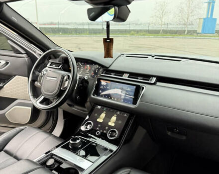 Серый Ленд Ровер Рендж Ровер Велар, объемом двигателя 2 л и пробегом 147 тыс. км за 29999 $, фото 20 на Automoto.ua