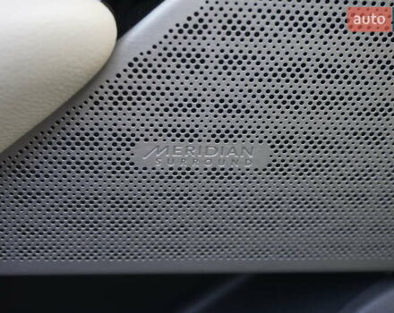 Серый Ленд Ровер Рендж Ровер Велар, объемом двигателя 2 л и пробегом 26 тыс. км за 44000 $, фото 20 на Automoto.ua