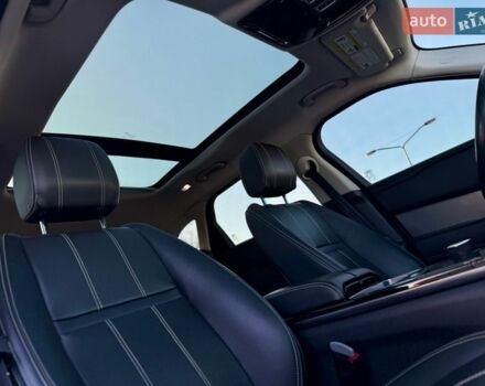 Серый Ленд Ровер Рендж Ровер Велар, объемом двигателя 2 л и пробегом 129 тыс. км за 32000 $, фото 14 на Automoto.ua