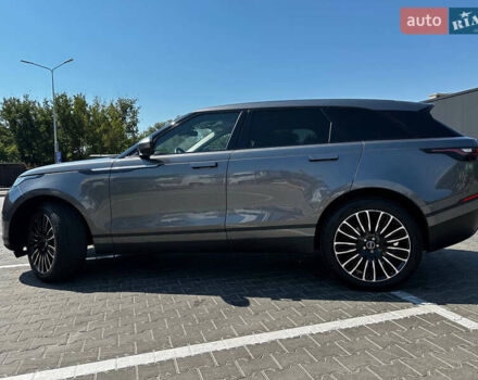 Серый Ленд Ровер Рендж Ровер Велар, объемом двигателя 3 л и пробегом 89 тыс. км за 40500 $, фото 4 на Automoto.ua
