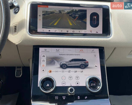 Серый Ленд Ровер Рендж Ровер Велар, объемом двигателя 2.99 л и пробегом 185 тыс. км за 39900 $, фото 15 на Automoto.ua