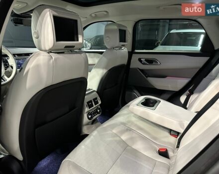 Серый Ленд Ровер Рендж Ровер Велар, объемом двигателя 2 л и пробегом 137 тыс. км за 34500 $, фото 10 на Automoto.ua