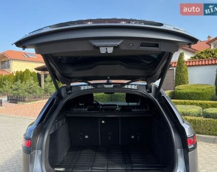 Сірий Ленд Ровер Рендж Ровер Велар, об'ємом двигуна 2 л та пробігом 140 тис. км за 32999 $, фото 74 на Automoto.ua