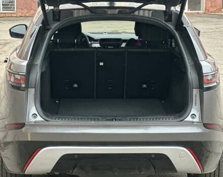 Серый Ленд Ровер Рендж Ровер Велар, объемом двигателя 2 л и пробегом 133 тыс. км за 31000 $, фото 4 на Automoto.ua