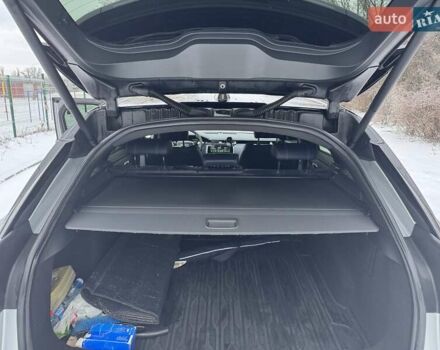 Серый Ленд Ровер Рендж Ровер Велар, объемом двигателя 2 л и пробегом 83 тыс. км за 38900 $, фото 34 на Automoto.ua