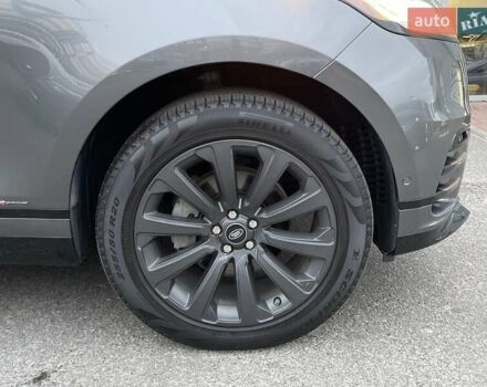 Сірий Ленд Ровер Рендж Ровер Велар, об'ємом двигуна 2 л та пробігом 93 тис. км за 43500 $, фото 6 на Automoto.ua