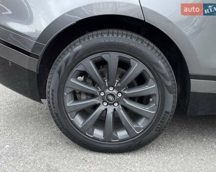 Сірий Ленд Ровер Рендж Ровер Велар, об'ємом двигуна 2 л та пробігом 93 тис. км за 43500 $, фото 7 на Automoto.ua