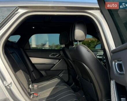 Сірий Ленд Ровер Рендж Ровер Велар, об'ємом двигуна 2 л та пробігом 140 тис. км за 32999 $, фото 53 на Automoto.ua