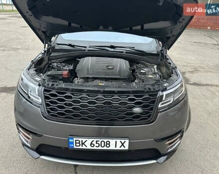 Серый Ленд Ровер Рендж Ровер Велар, объемом двигателя 2 л и пробегом 133 тыс. км за 31000 $, фото 2 на Automoto.ua