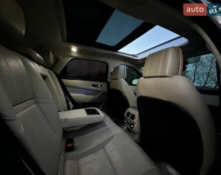 Серый Ленд Ровер Рендж Ровер Велар, объемом двигателя 3 л и пробегом 106 тыс. км за 39500 $, фото 46 на Automoto.ua