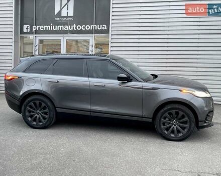 Сірий Ленд Ровер Рендж Ровер Велар, об'ємом двигуна 2 л та пробігом 93 тис. км за 43500 $, фото 5 на Automoto.ua