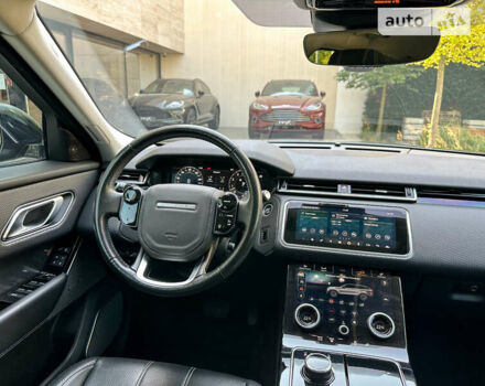 Серый Ленд Ровер Рендж Ровер Велар, объемом двигателя 3 л и пробегом 87 тыс. км за 39499 $, фото 16 на Automoto.ua