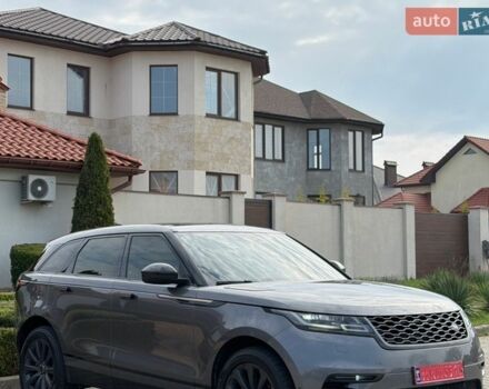 Сірий Ленд Ровер Рендж Ровер Велар, об'ємом двигуна 2 л та пробігом 140 тис. км за 32999 $, фото 5 на Automoto.ua