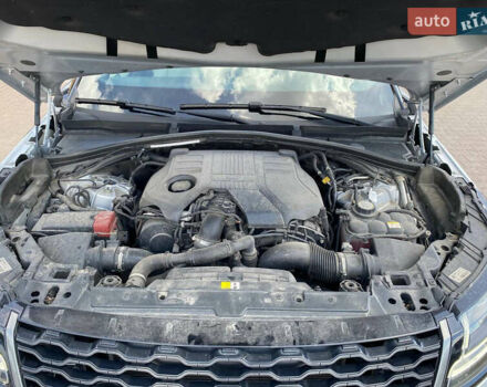 Серый Ленд Ровер Рендж Ровер Велар, объемом двигателя 2.99 л и пробегом 185 тыс. км за 39900 $, фото 25 на Automoto.ua