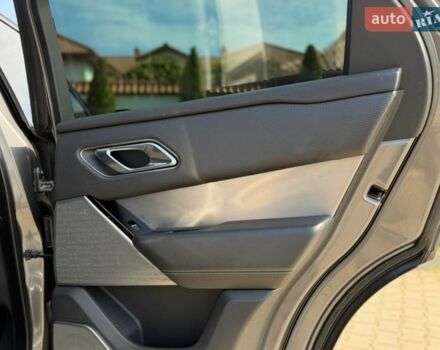 Сірий Ленд Ровер Рендж Ровер Велар, об'ємом двигуна 2 л та пробігом 140 тис. км за 32999 $, фото 54 на Automoto.ua