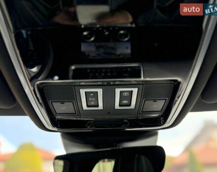 Сірий Ленд Ровер Рендж Ровер Велар, об'ємом двигуна 2 л та пробігом 140 тис. км за 32999 $, фото 69 на Automoto.ua