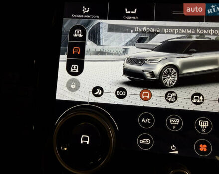 Серый Ленд Ровер Рендж Ровер Велар, объемом двигателя 3 л и пробегом 113 тыс. км за 38000 $, фото 20 на Automoto.ua