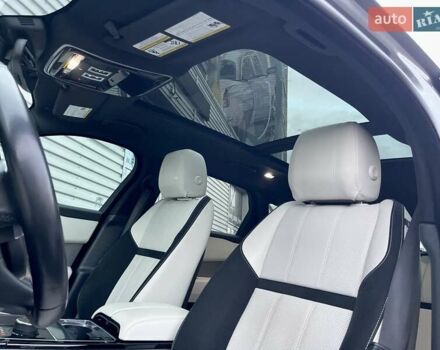 Сірий Ленд Ровер Рендж Ровер Велар, об'ємом двигуна 2 л та пробігом 93 тис. км за 43500 $, фото 18 на Automoto.ua