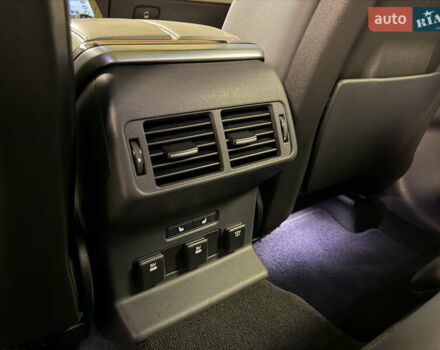 Серый Ленд Ровер Рендж Ровер Велар, объемом двигателя 3 л и пробегом 113 тыс. км за 38000 $, фото 40 на Automoto.ua