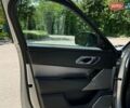 Сірий Ленд Ровер Рендж Ровер Велар, об'ємом двигуна 2 л та пробігом 129 тис. км за 35200 $, фото 10 на Automoto.ua