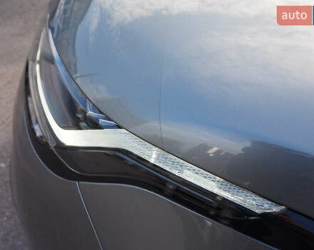 Серый Ленд Ровер Рендж Ровер Велар, объемом двигателя 2 л и пробегом 26 тыс. км за 44000 $, фото 13 на Automoto.ua