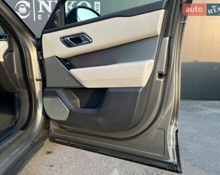 Сірий Ленд Ровер Рендж Ровер Велар, об'ємом двигуна 3 л та пробігом 83 тис. км за 46000 $, фото 33 на Automoto.ua