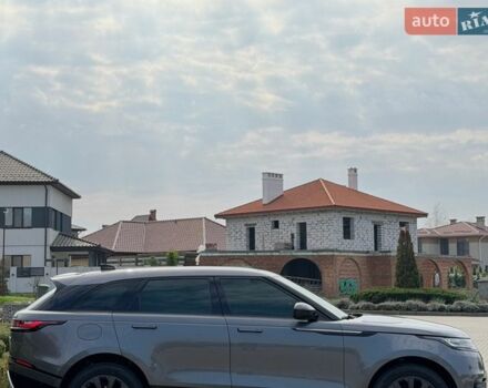 Сірий Ленд Ровер Рендж Ровер Велар, об'ємом двигуна 2 л та пробігом 140 тис. км за 32999 $, фото 11 на Automoto.ua