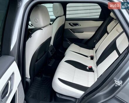 Сірий Ленд Ровер Рендж Ровер Велар, об'ємом двигуна 2 л та пробігом 93 тис. км за 43500 $, фото 47 на Automoto.ua