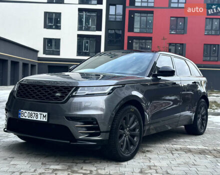 Серый Ленд Ровер Рендж Ровер Велар, объемом двигателя 2 л и пробегом 174 тыс. км за 34800 $, фото 2 на Automoto.ua