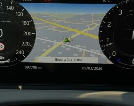 Серый Ленд Ровер Рендж Ровер Велар, объемом двигателя 2 л и пробегом 98 тыс. км за 41500 $, фото 1 на Automoto.ua