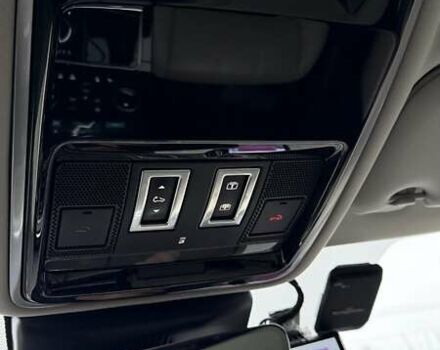 Серый Ленд Ровер Рендж Ровер Велар, объемом двигателя 2 л и пробегом 102 тыс. км за 37500 $, фото 52 на Automoto.ua