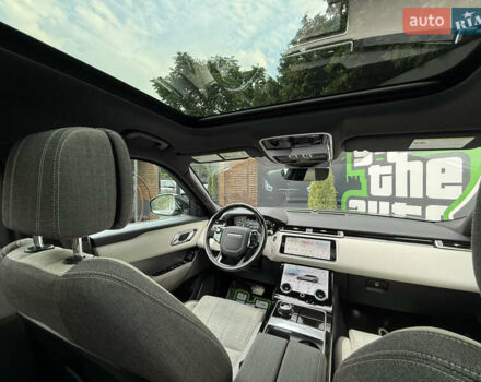 Сірий Ленд Ровер Рендж Ровер Велар, об'ємом двигуна 2 л та пробігом 30 тис. км за 39999 $, фото 35 на Automoto.ua