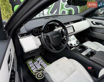 Сірий Ленд Ровер Рендж Ровер Велар, об'ємом двигуна 2 л та пробігом 30 тис. км за 39999 $, фото 46 на Automoto.ua