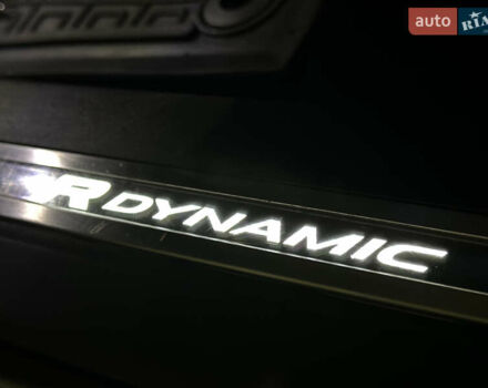 Сірий Ленд Ровер Рендж Ровер Велар, об'ємом двигуна 2 л та пробігом 174 тис. км за 34800 $, фото 26 на Automoto.ua