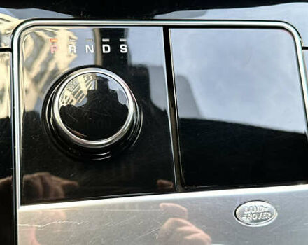 Сірий Ленд Ровер Рендж Ровер Велар, об'ємом двигуна 2 л та пробігом 174 тис. км за 34800 $, фото 33 на Automoto.ua