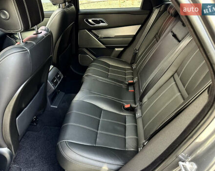 Сірий Ленд Ровер Рендж Ровер Велар, об'ємом двигуна 2 л та пробігом 174 тис. км за 34800 $, фото 43 на Automoto.ua