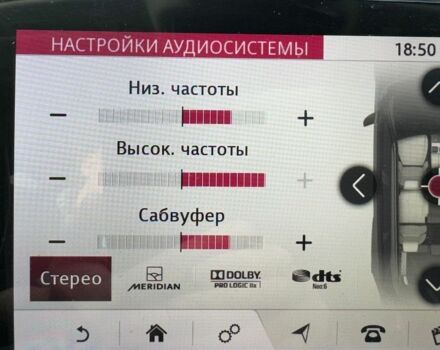 Серый Ленд Ровер Рендж Ровер Велар, объемом двигателя 2 л и пробегом 140 тыс. км за 30000 $, фото 16 на Automoto.ua