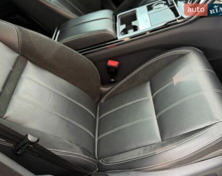 Серый Ленд Ровер Рендж Ровер Велар, объемом двигателя 2 л и пробегом 133 тыс. км за 33100 $, фото 35 на Automoto.ua