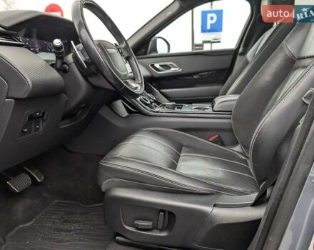 Серый Ленд Ровер Рендж Ровер Велар, объемом двигателя 3 л и пробегом 242 тыс. км за 29999 $, фото 55 на Automoto.ua